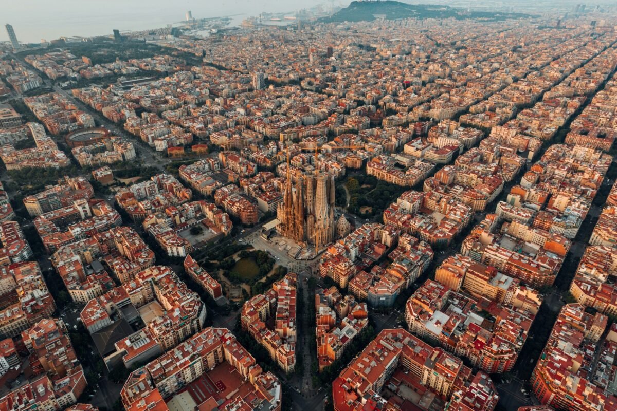 Barcelona is #4 on our Europe travel bucket list. Featured is Barcelona's incredible architecture..