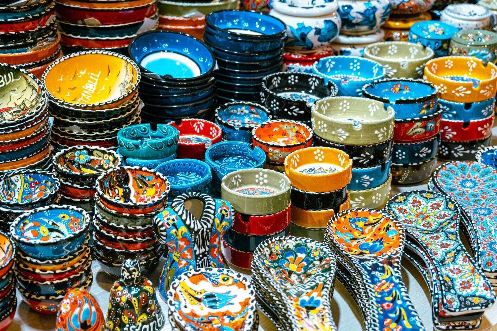 Discover the best things to do in Istanbul. Featured is colorful porcelain found at the Grand Bazaar.